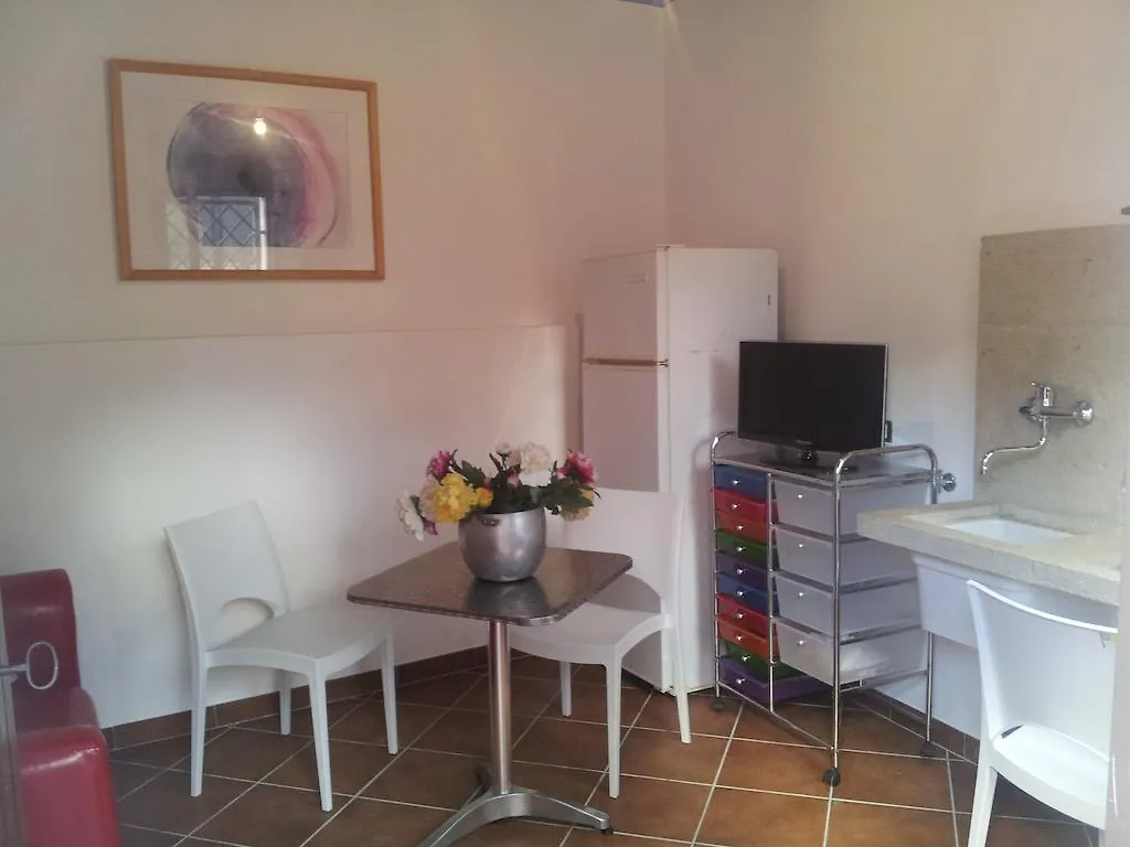 La Mansarda Guest House Valderice Country house